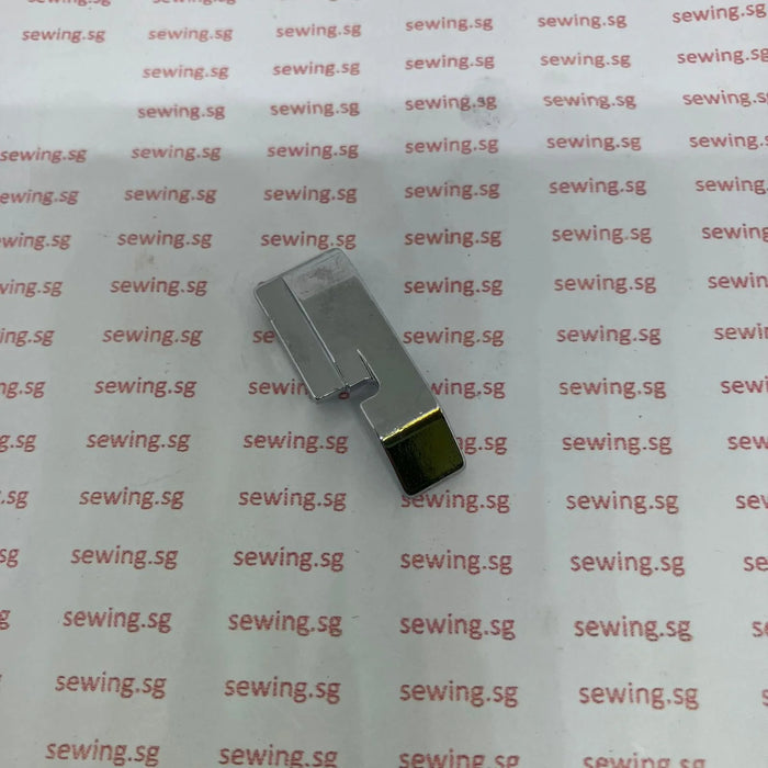Narrow Zipper Foot (395710-16) – OEM for Janome Sewing Machines