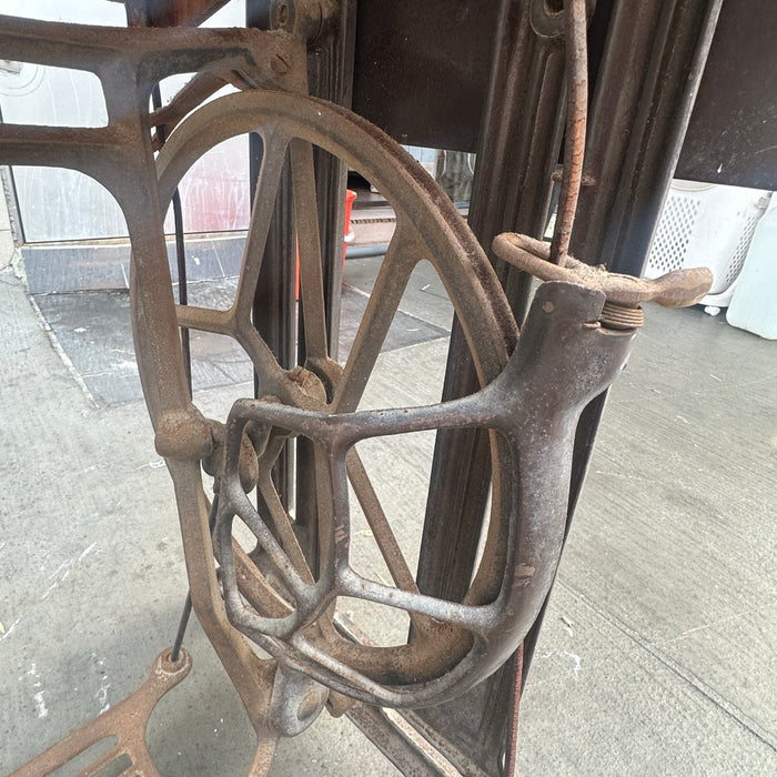 Sewing Machine Restoration & Refurbishment Service / Traditional Pedal Setup SINGER Brand