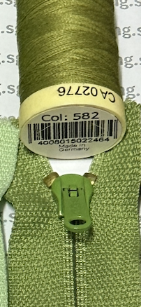 YKK Zips Colour 582