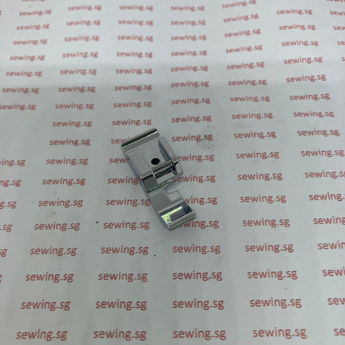 Narrow Zipper Foot (395710-16) – OEM for Janome Sewing Machines